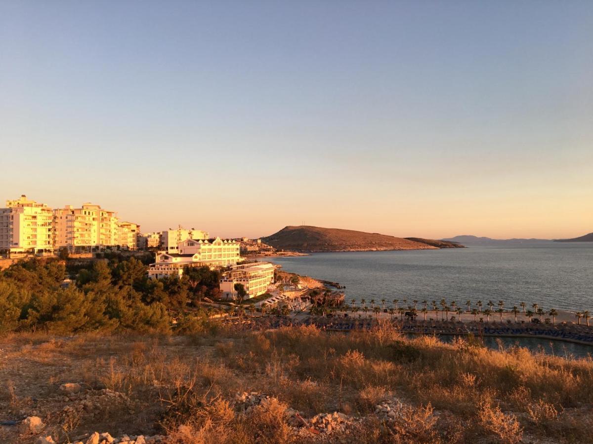 Loli Apartment Luxury White Residence Sarandë Exterior foto