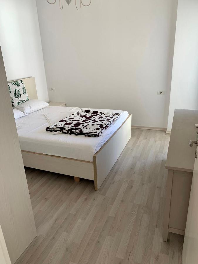 Loli Apartment Luxury White Residence Sarandë Exterior foto