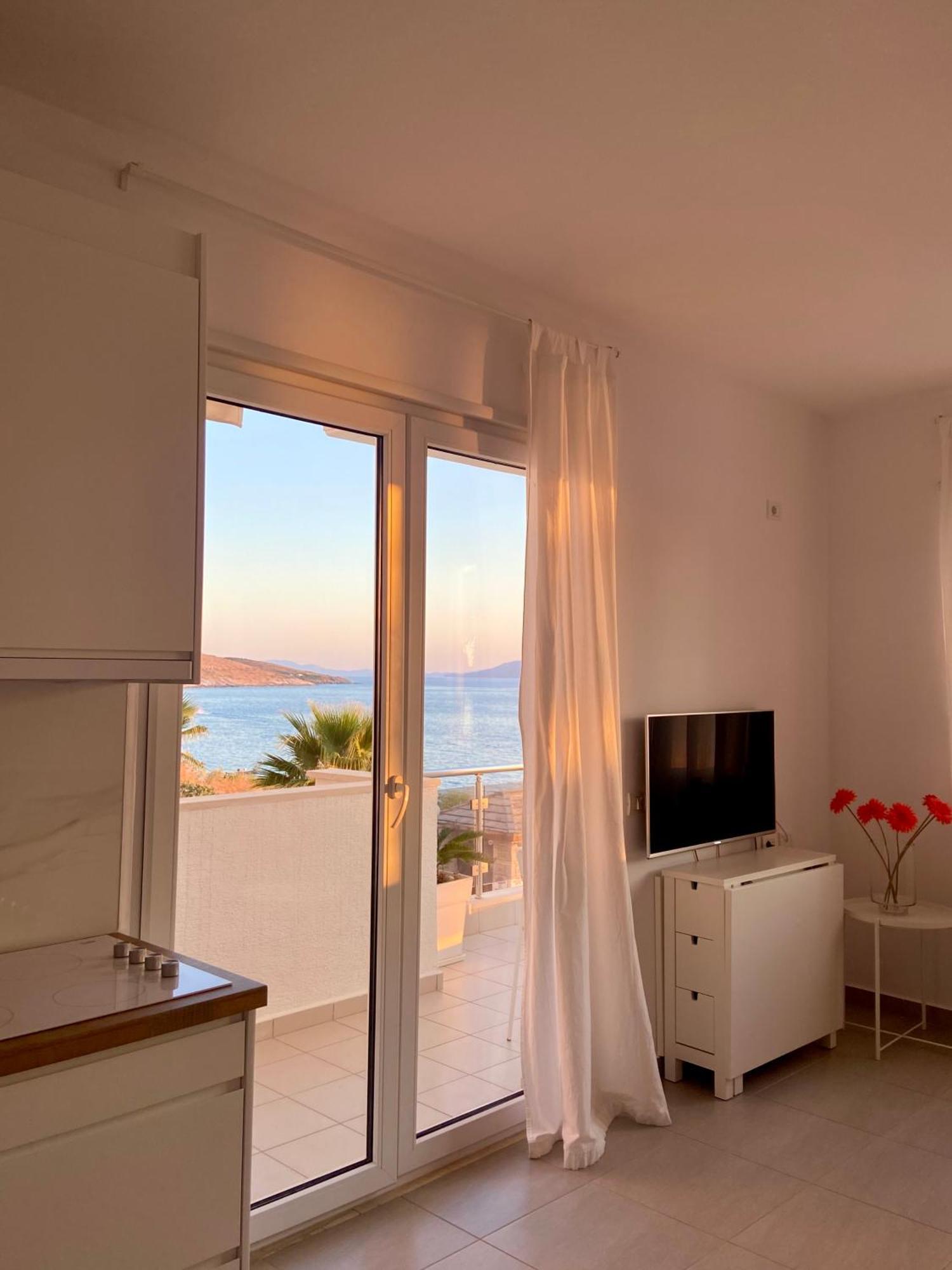 Loli Apartment Luxury White Residence Sarandë Exterior foto